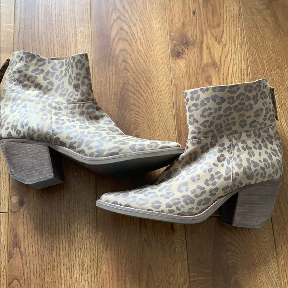 MATISSE cheetah booties - Picture 2 of 3